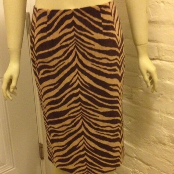 Talbots Petite sz 14 tiger stretch MIDI skirt - Picture 5 of 6